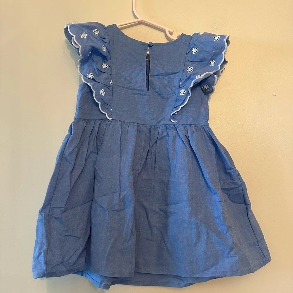 Cat & Jack Girls' Chambray Lace Dress Blue W/ White Floral Embroidery 3t nwot